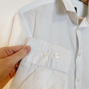 H&M Men’s White w/ Black Polka Dot Button Up Dress Shirt, Size M